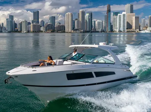 36' Yacht Rental in Miami Beach