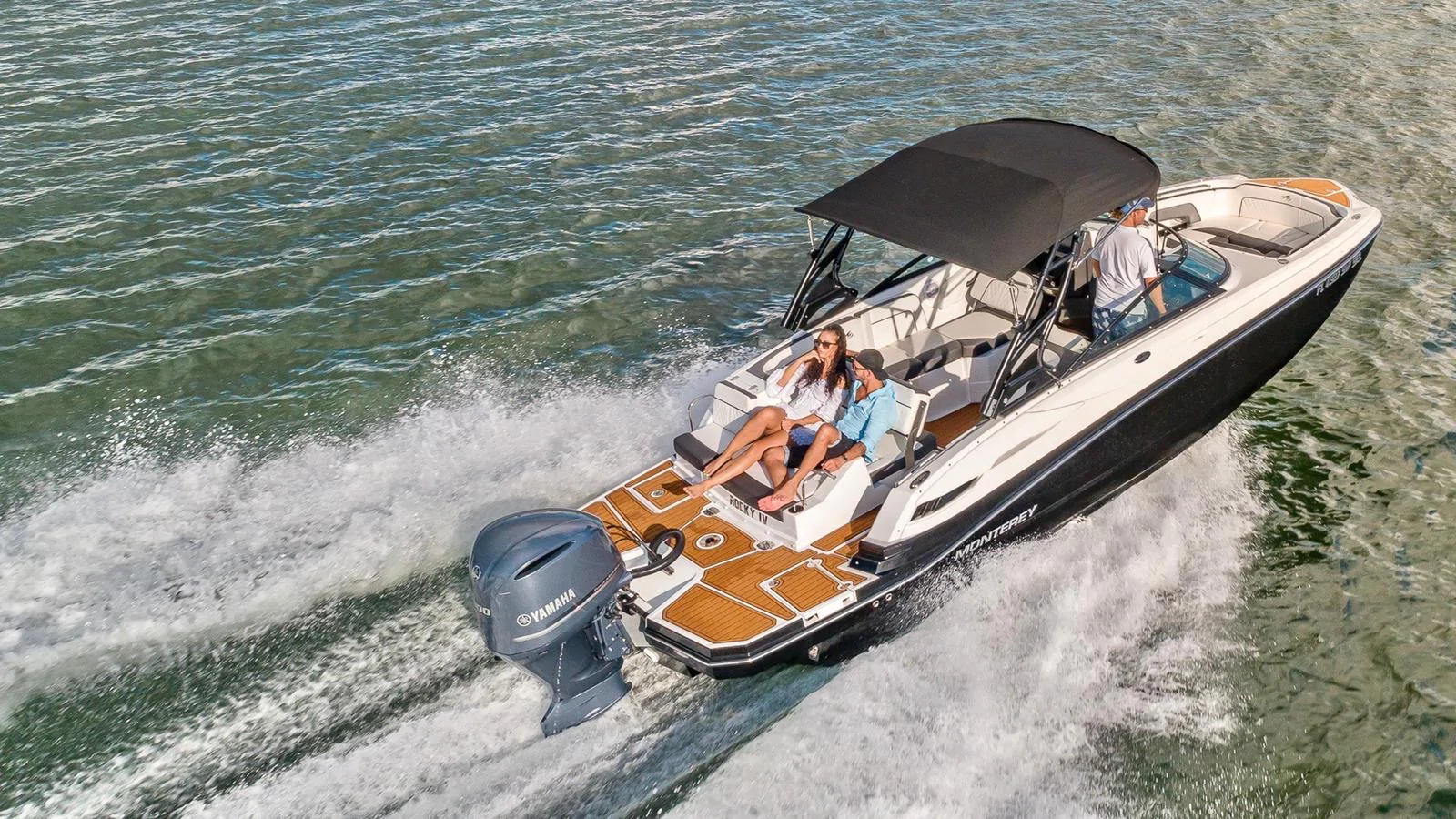 27' Monterey boat rental in Miami