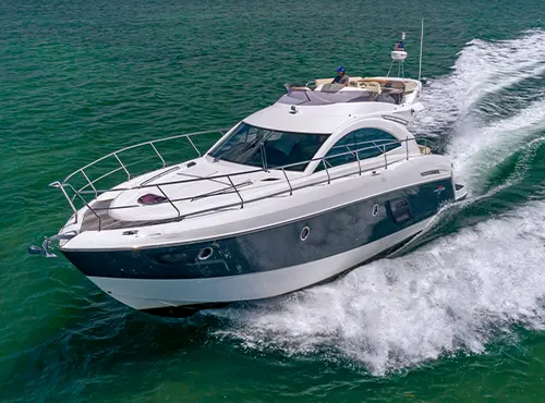 52' Miami Yacht Rental